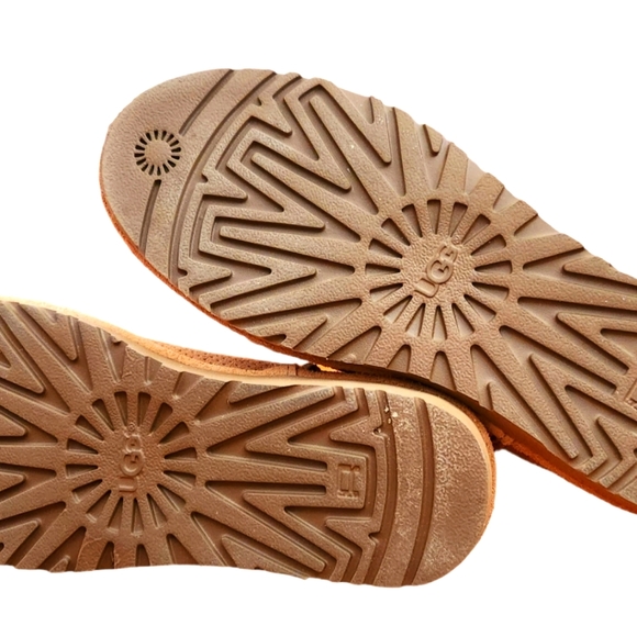 UGG Size 8 Leather Women's Tan Booties - Picture 5 of 5